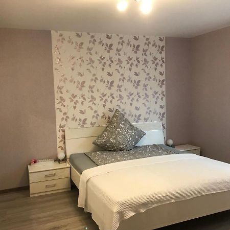 3 -Zimmer Wohnung Im Zentrum บาด เนินน์ดอร์ฟ ภายนอก รูปภาพ