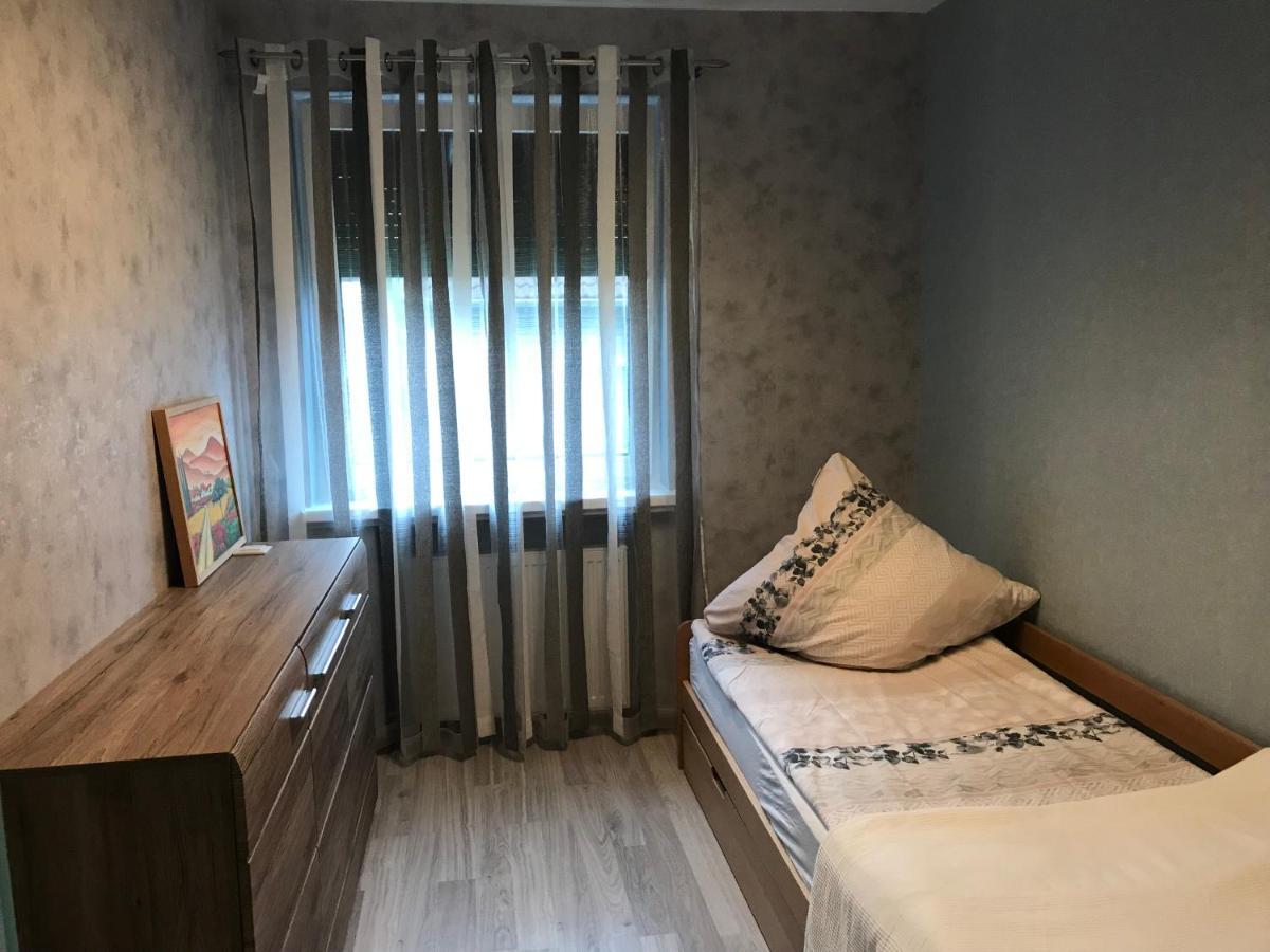 3 -Zimmer Wohnung Im Zentrum บาด เนินน์ดอร์ฟ ภายนอก รูปภาพ